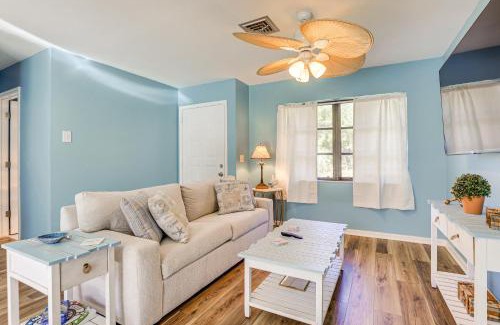 Englewood East Casa | Englewood Duplex with Shared Lanai 7 Mi to Beach!