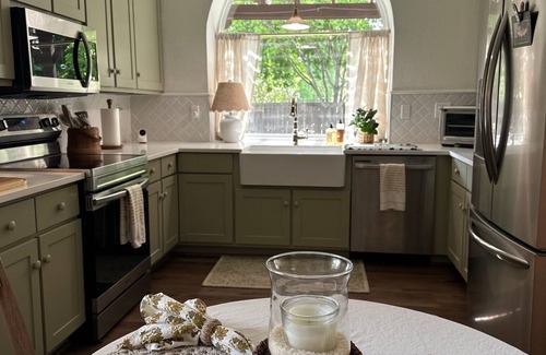 Flower Mound Casa | English Charm 3/2 in lovely Flower Mound