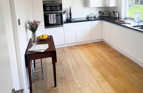 Sible Hedingham Casa | English Countryside Retreat: Sleeps 10