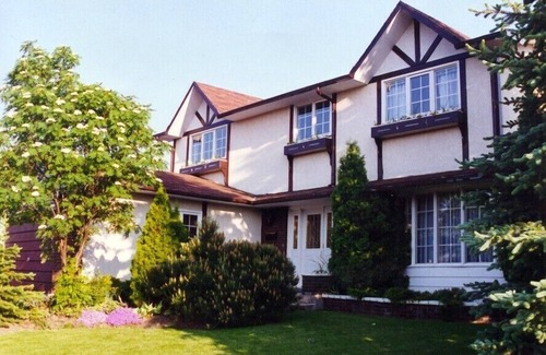 South Lethbridge Cama Y Desayuno | Enid's Bed and Breakfast