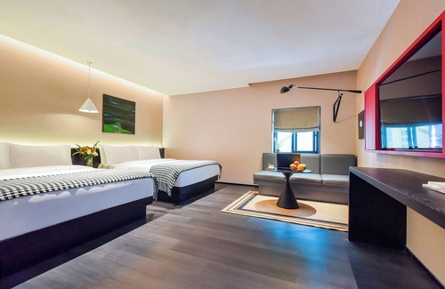 Yuzhong Hotel | Enji M Hotel-Jiefangbei Hongyadong
