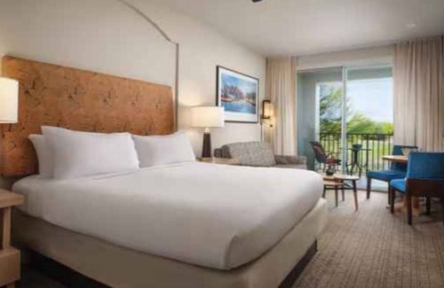 Desert Ridge Complejo | Enjoy 4 nights in a 2-bedroom Villa at Marriott's Canyon Villas Resort.