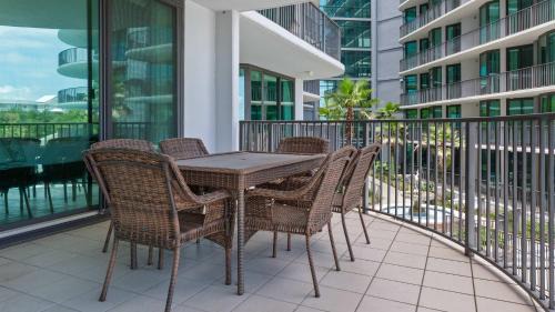 Orange Beach Casa | Enjoy a 3-bedroom Bayfront Condo with Lazy River Indoor Pool Jacuzzis and Community Boat Dock for Personal or Rented Boats Plus Redeem in Free Activity Deals Daily