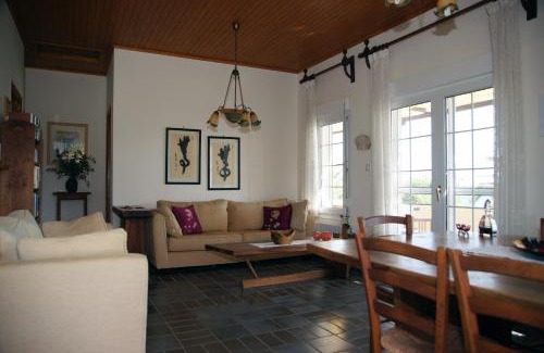Pylos-Nestoras Villa | ENJOY A BEACH HOLIDAY