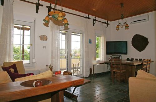 Pylos-Nestoras Villa | ENJOY A BEACH HOLIDAY