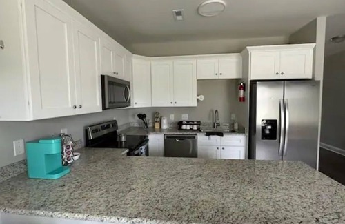 Harrisburg Casa | 3 BR Modern Home