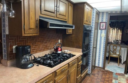 Old Aurora Casa | Enjoy a Delicious Summer While Staying in this Lovely Home in Enchanting NOLA!