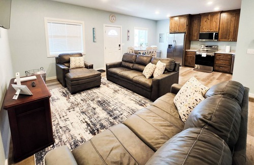 St. Anthony Apartamento | Enjoy a dream cloud comfort after a fun-long day outdoors. You deserve it!
