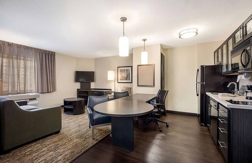 Clearwater Casa | Enjoy a Hassle-Free Stay! 2 Comfortable Units, Outdoor Pool, Free Parking