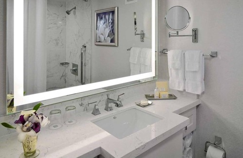 French Quarter Complejo | Enjoy a Hassle-Free and Suiting Stay! 4 Family-Friendly Units, Pets are Welcome!