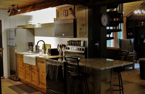 Mauston Cabina | Enjoy A memorable experience in our unique Cabin on Wisconsin River