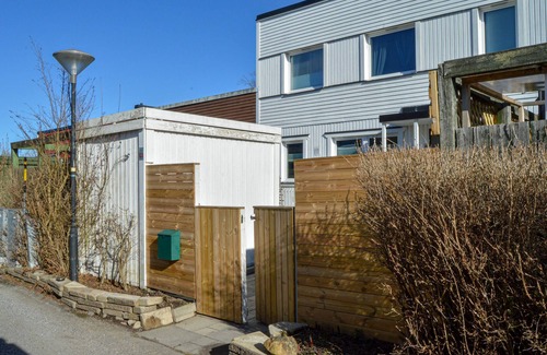 Skarholmen Apartamento | Enjoy a nice holiday with the family in the holiday apartment in a quiet environment.