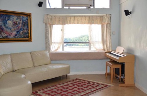 Islands District Apartamento | Enjoy a peaceful, resort-style retreat in scenic Discovery Bay!