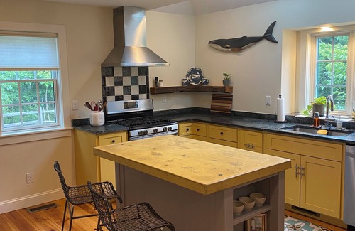 South Chatham Casa | Enjoy a relaxing retreat. Easy access: Beaches, Bike Path, & Great restaurants.