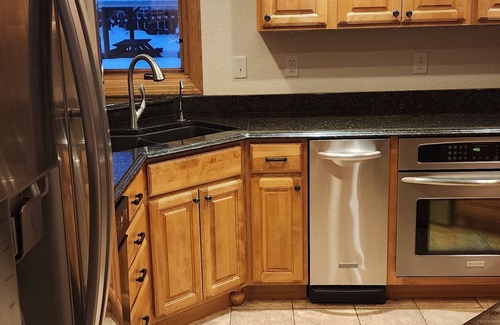 Seeley Lake Casa | Enjoy a relaxing vacation nestled near the mountains in Seeley Lake.