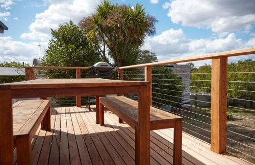 Creswick Casa | Enjoy a renovated retreat with outdoor bath