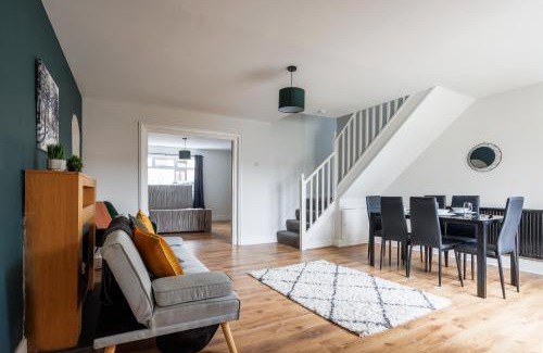 Sunderland Casa | Enjoy A Spacious 3 Br Home