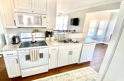 Aiken Casa | Enjoy a stylish experience at this centrally-located home close to the hospital