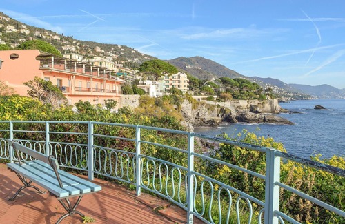 Uscio Apartamento | Enjoy a wonderful vacation in Liguria in this inviting vacation apartment.