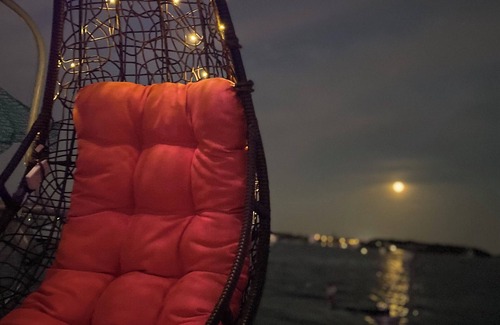 Bradenton Beach Alquiler De Eote | Enjoy an evening under the stars in our one of many sailboats in Sarasota Bay!