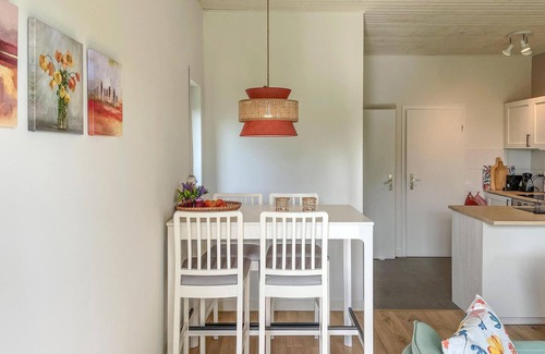 Husen Casa | Enjoy an unforgettable vacation in this inviting vacation home.