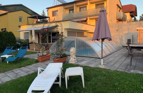 Seelach Apartamento | enJOY apartment with terrace, e-bikes included, pool, 250m to Lake Klopeiner See
