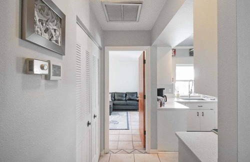Englewood East Casa | Enjoy Family Fun In This 2/2 Englewood Pool Home - Avalon