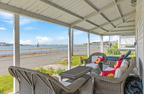 Waveland Casa | Enjoy Gorgeous Sunsets from Your Waterfront Beach Cottage