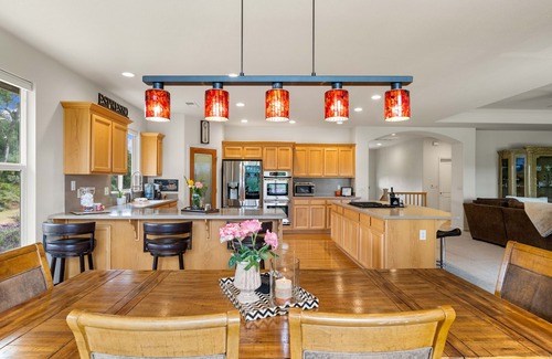 Auburn Casa | RELÁJATE en la comunidad cerrada más prestigiosa de North Auburn