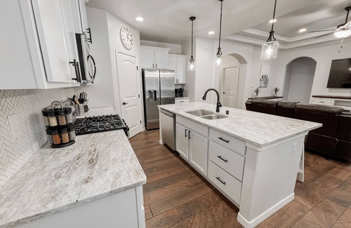 Las Cruces Casa | ⭐️Enjoy Las Cruces at this Farmhouse Home w/ 3 BR