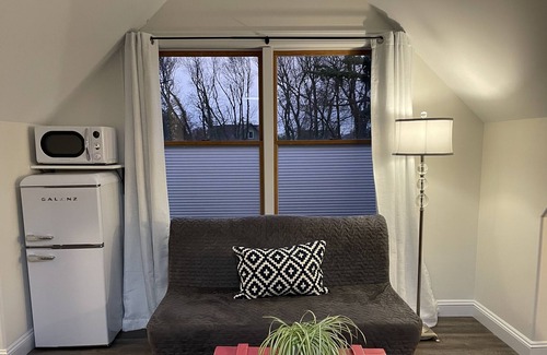Manasquan Apartamento | Enjoy Manasquan - Cute studio in town and near beach.