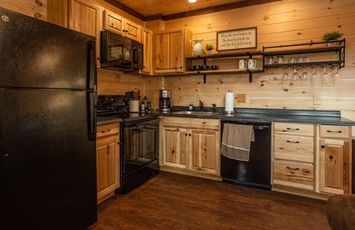 Bristol Cabina | Enjoy Mtn/River Views from Osprey Cabin, porch fireplace, 500ft river frontage