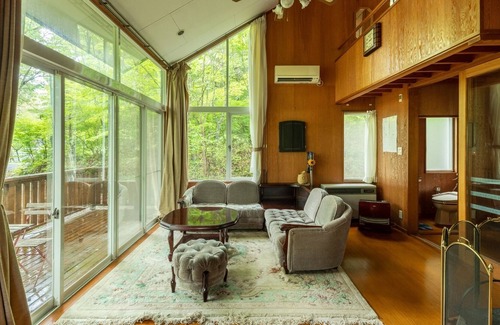 Yumoto Casa | Enjoy Nasu on the deck in the green forest Silenc - Red craft / Nasu-gun Tochigi