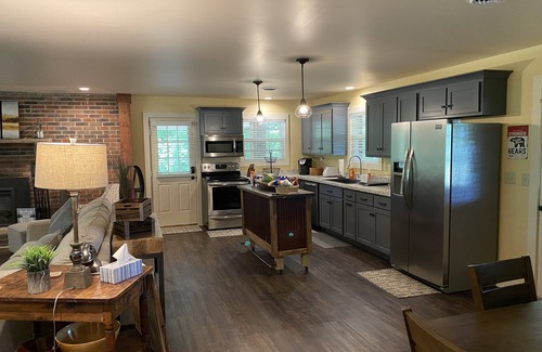 Jamestown Casa | Enjoy Nature In Style!
