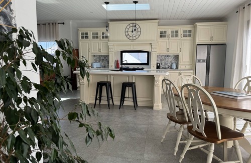 Albany Casa | Enjoy our Wee Gem, she is over 120 years young and has been loving restored.