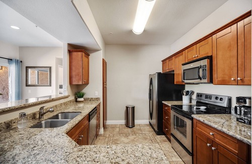 Fountain Hills Condominio | Enjoy Paradise in this Quiet, Resort-Style 2 BR Condo