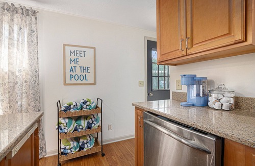Dowagiac Casa | The Maley House-Relaxing Retreat with Private Pool Near Wedding Venue