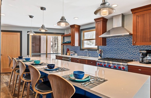 Salt Lake Mountain Resorts Condominio | Nueva unidad contemporánea de lujo de dos habitaciones Alta