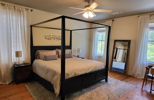 Palmetto Casa | Enjoy Sunset's from our Townhouse in Serenbe's Crossroads Hamlet.