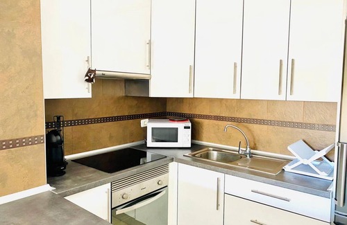 Costa Adeje Apartamento | Enjoy Sunsets at Fully Equipped 2BR Oceanside View