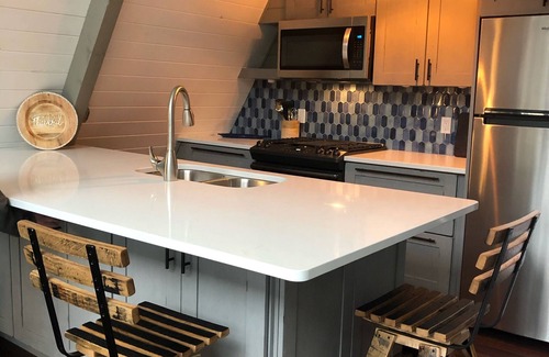 Branch Casa | ¡Disfruta del increíble espacio al aire libre en la rama sur del río Pere Marquette!