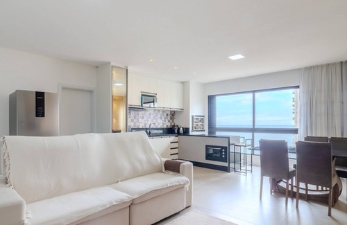 Porto Belo Apartamento | Enjoy the Best of Pereque Just 150m From the Sea! CLE