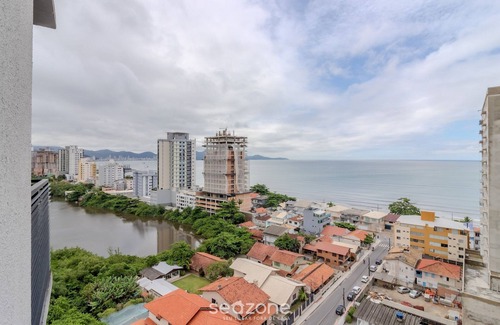Porto Belo Apartamento | Enjoy the Best of Pereque Just 150m From the Sea! CLE