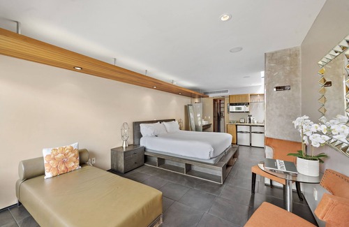 Laguna Beach Hotel | Enjoy the Best of Both Worlds: Relax, Surf, Swim, and Cook! 5