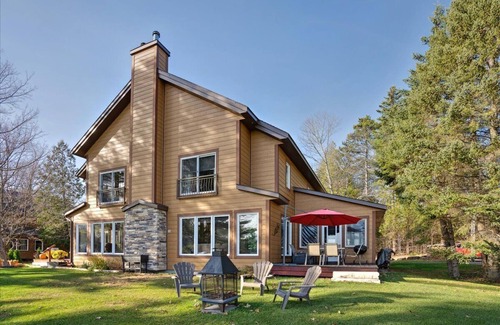Lachute Chalet De Esquí | Enjoy The Laurentians all year round!