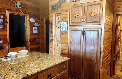 Rodney Cabina | Enjoy the Peace and Calm of our Lake Cabin and Create FAMLY MEMORIES