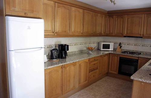 Calonge Villa | Disfrute de la paz con las comodidades del hogar en una hermosa región.