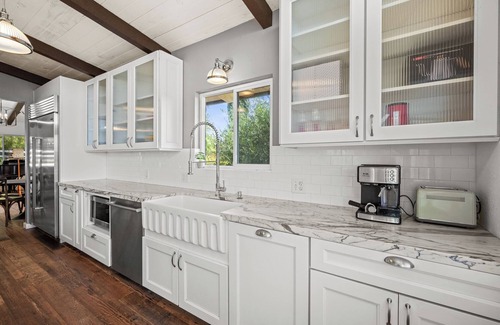 Fallbrook Casa | Enjoy the peaceful and relaxing time at windmill winery house!