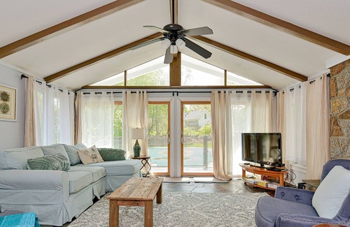 Rockport Casa | Enjoy the pool at Rockport Hideaway