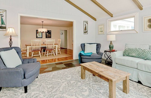 Rockport Casa | Enjoy the pool at Rockport Hideaway